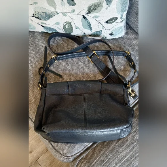 Aimee Kestenberg Corfu Convertible Leather Shoulder Bag. - Picture 11 of 14